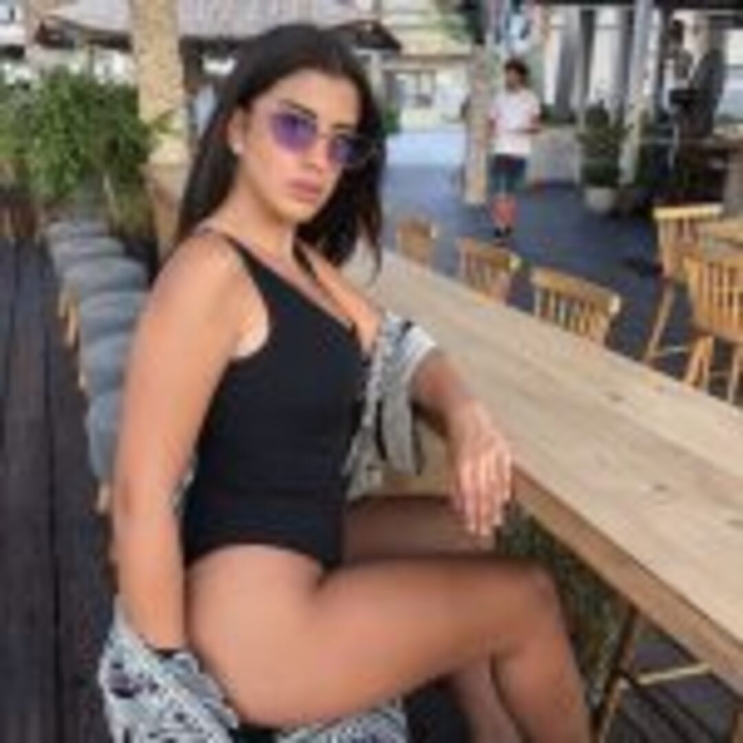בגד ים שחור שלם