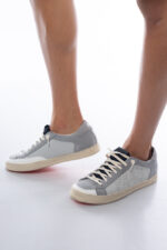 ⁦סניקרס p448 | אפור סוליה כתומה⁩ – תמונה ⁦3⁩