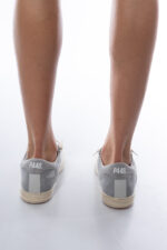 ⁦סניקרס p448 | אפור סוליה כתומה⁩ – תמונה ⁦2⁩