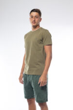 ⁦T שירט ניקי ALL SAINTS | ירוק זית⁩ – תמונה ⁦7⁩