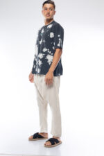 ⁦T שירט ניקי ALL SAINTS | טאי דאי לוגו תכלת⁩ – תמונה ⁦3⁩