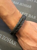 ⁦צמיד עור  צמה בתוך צמה אבזם  מגנט /שחור⁩ – תמונה ⁦2⁩