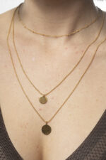 סט  3 שרשראות דקות עם תליונים/ זהב