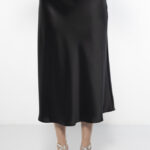 חצאית סטן /שחור