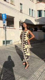 ⁦שמלת משי ולנטיס | חגורה זהב⁩ – תמונה ⁦3⁩