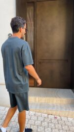 ⁦חליפת כותנה אוברסייז | אפור⁩ – תמונה ⁦4⁩