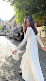 ⁦שמלת תחרה שרוול ארוך /לבן⁩ – תמונה ⁦8⁩