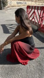 ⁦חצאית פליסה נצנצים /אדום⁩ – תמונה ⁦8⁩
