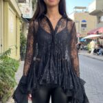 חולצת טוניקה תחרה שרוול מיוחד/ שחור