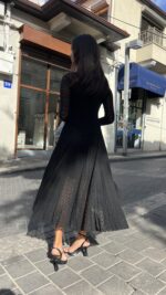 ⁦שמלת תחרה שרוול ארוך /שחור⁩ – תמונה ⁦4⁩